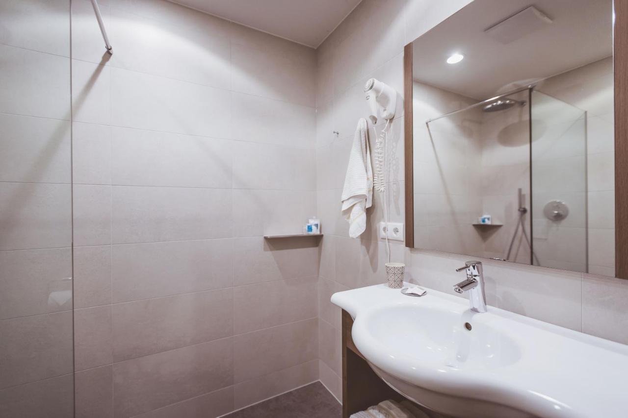 Hotel Bergland Кадипиетра Екстериор снимка