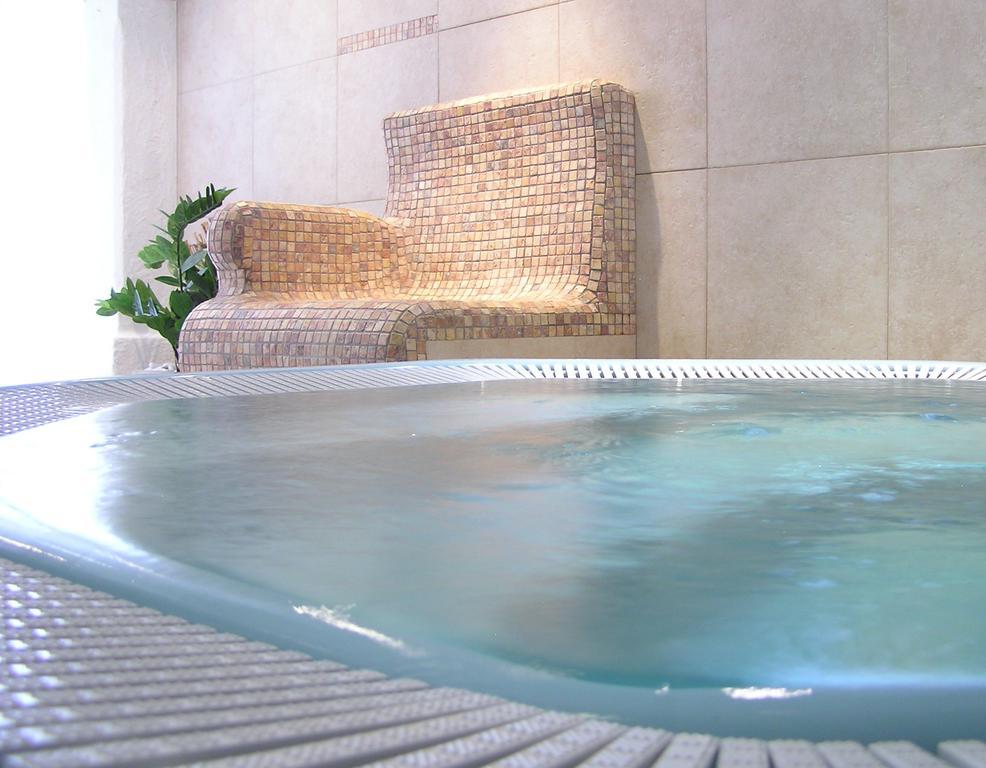 Hotel Bergland Кадипиетра Екстериор снимка